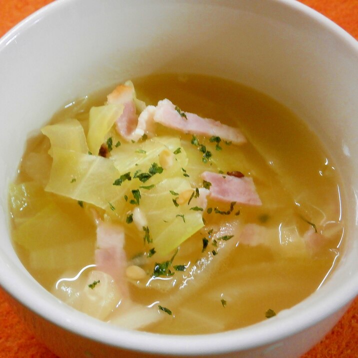 野菜とベーコンの雑穀スープ